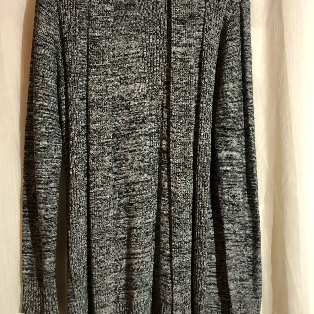 Croft &Barrow Cozy Gray Knit Cardigan Sweater by Croft & Barrow size Small